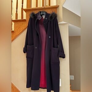 Vintage - Maison Jules Black Trench Coat with Fur Trim